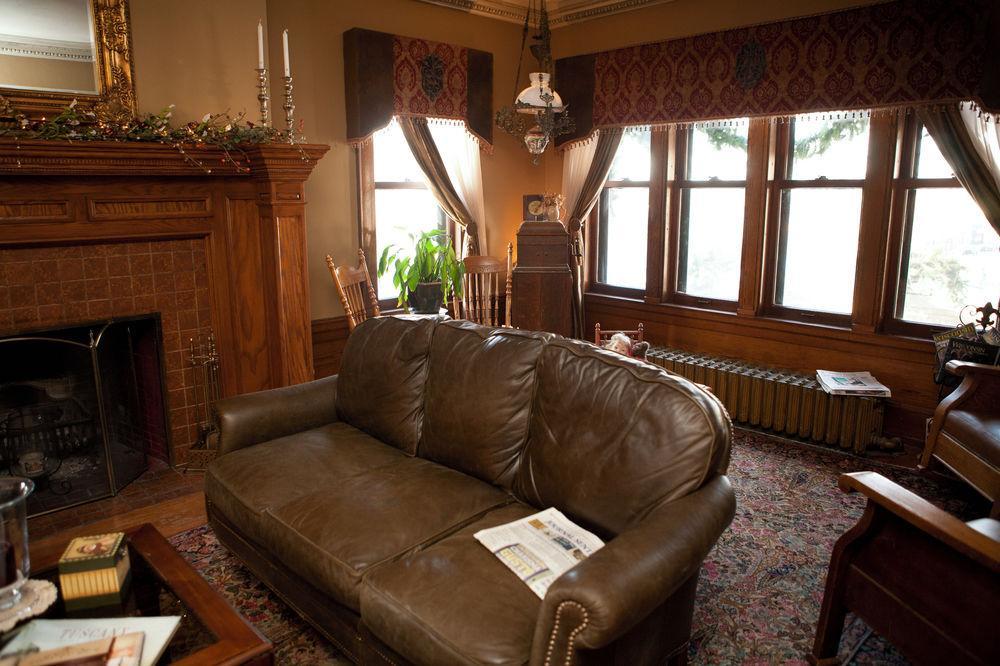Westphal Mansion Inn Bed & Breakfast Hartford Esterno foto