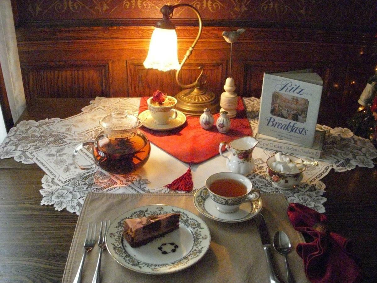 Westphal Mansion Inn Bed & Breakfast Hartford Esterno foto